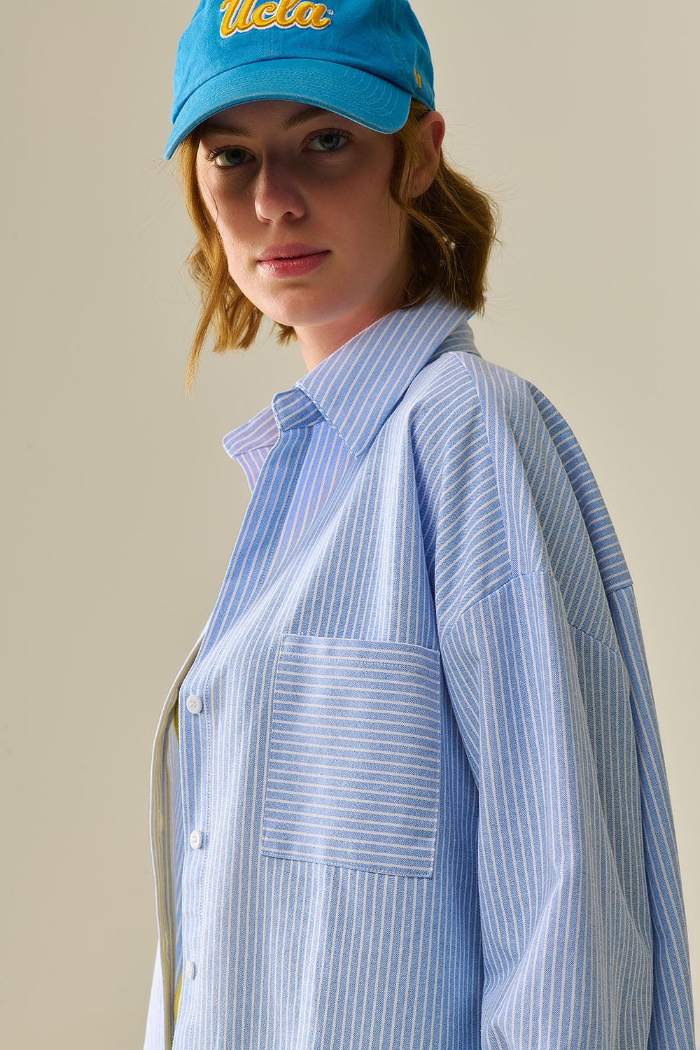 Camisa Azul con Rayas Blancas y Botones