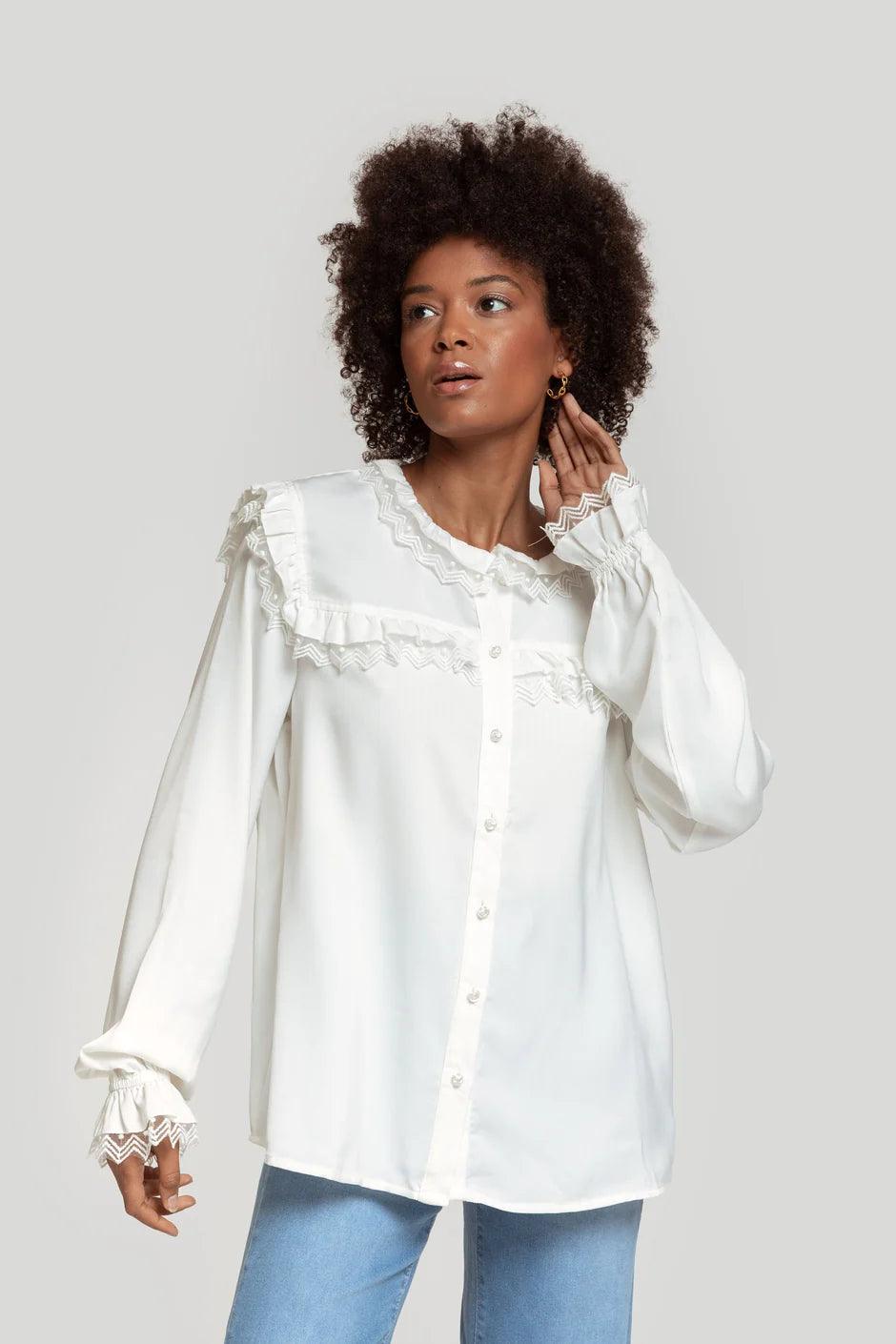 Blusa blanca con encaje puntilla - Galatea