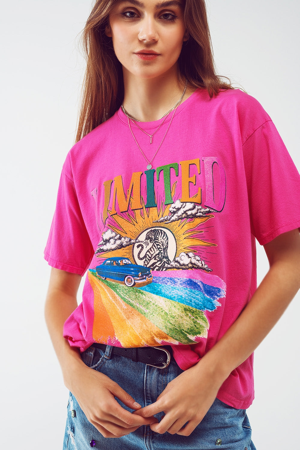 Camiseta con estampado gráfico limitado en Fucsia