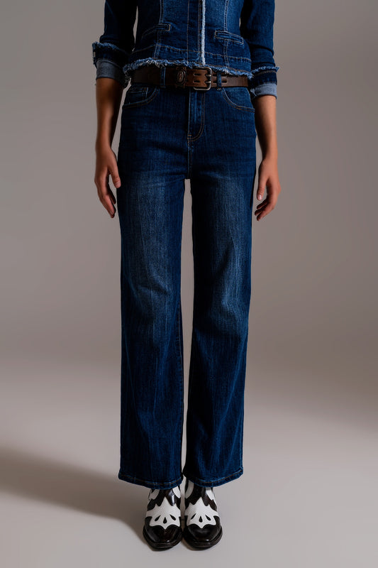 Q2 Pantalones vaqueros de pierna ancha estilo años 70 en azul lavado medio